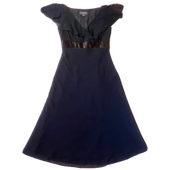 Liz Claiborne women's Sz 6 Black Sleeveless Fit & Flare Classy Cocktail dress Liz Claiborne women's Sz 6 Black Sleeveless Fit & Flare Classy Cocktail dress
